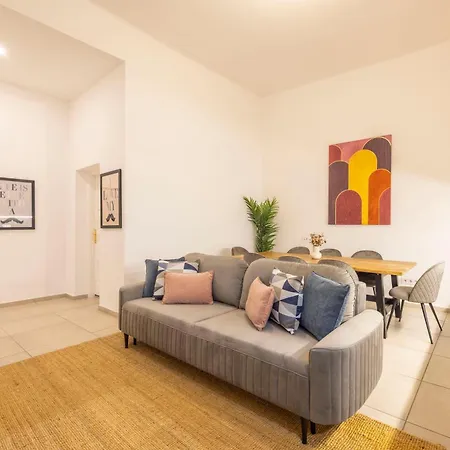 Exclusive Grand In The Heart Of * Budapesta